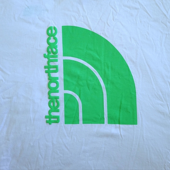 The North⬆️ Face👦 Logo Tee👕 - NWT - Picture 3 of 16